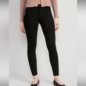 Mid-Rise Rockstar Super-Skinny Jeans for Women - Old Navy - Size 10 - Black Jack